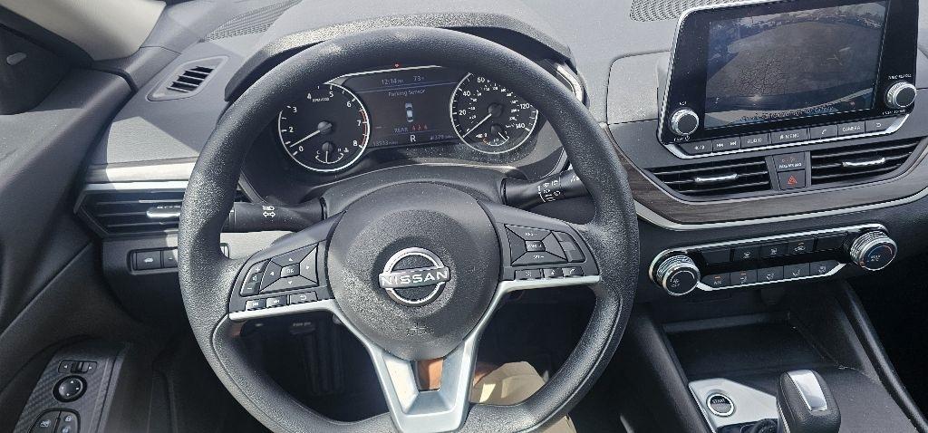 Nissan Altima SV FWD 2025