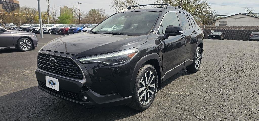 Toyota Corolla Cross XLE 2WD (Natl) 2022