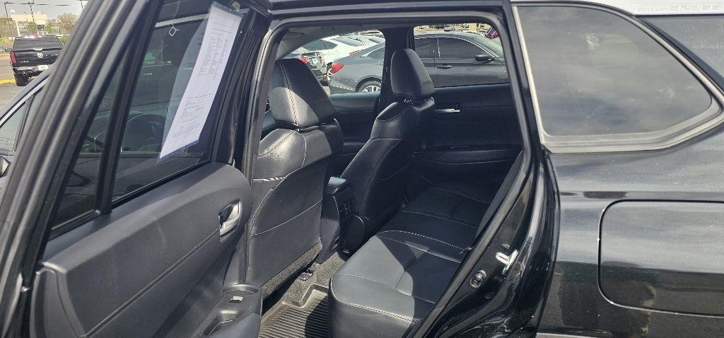 Toyota Corolla Cross XLE 2WD (Natl) 2022