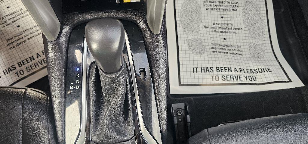 Toyota Corolla Cross XLE 2WD (Natl) 2022