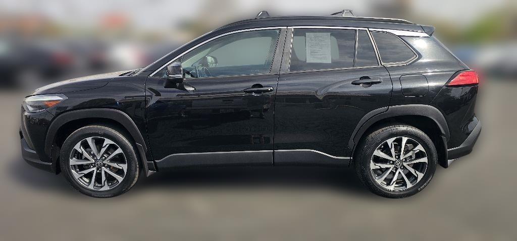 2022 Toyota Corolla Cross XLE 2WD (Natl)