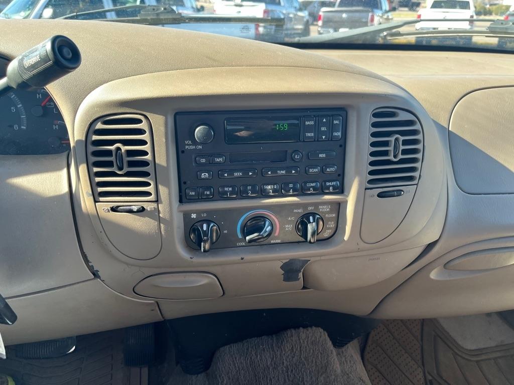 Ford F-150 SuperCrew Crew Cab 139" Harley-Davidson 2001