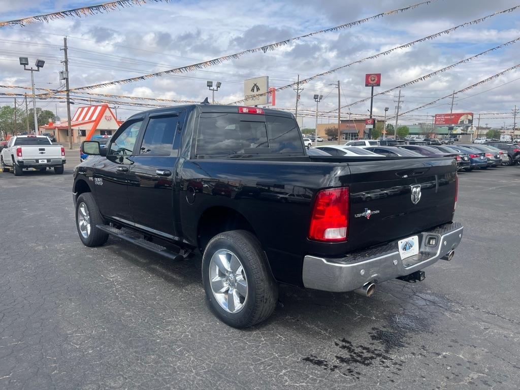 RAM 1500 2WD Crew Cab 140.5" Lone Star 2016