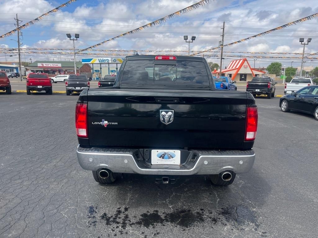 RAM 1500 2WD Crew Cab 140.5" Lone Star 2016