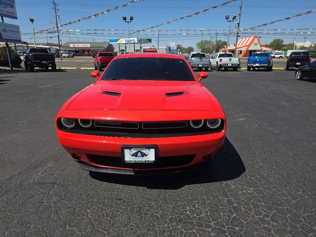 Dodge Challenger SXT Plus RWD 2018