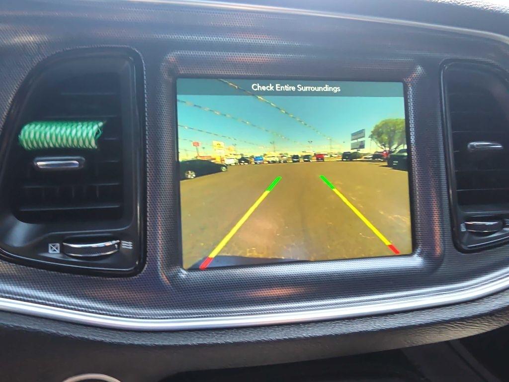 Dodge Challenger SXT Plus RWD 2018