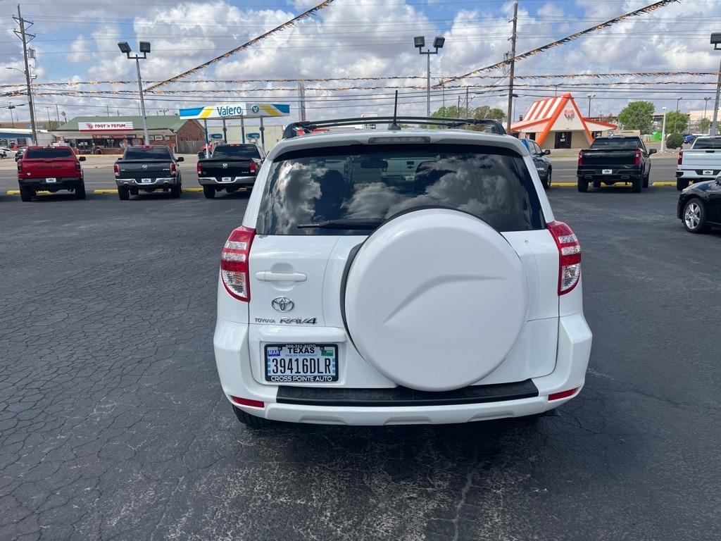 Toyota RAV4 FWD 4dr 4-cyl 4-Spd AT (Natl) 2010