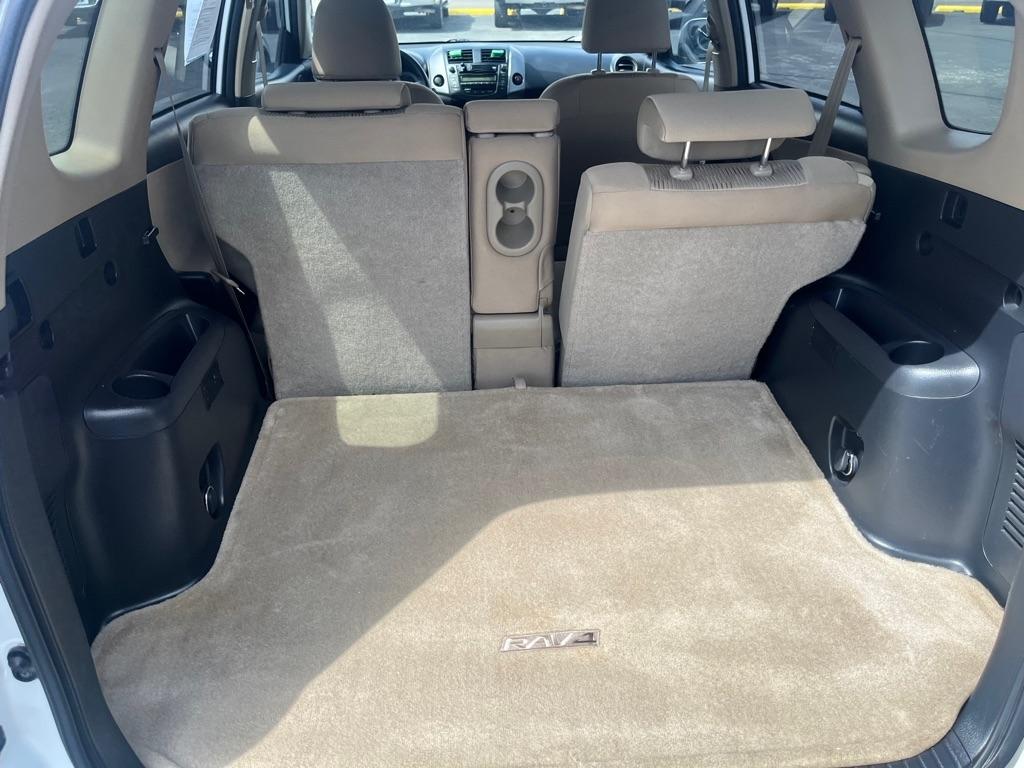 Toyota RAV4 FWD 4dr 4-cyl 4-Spd AT (Natl) 2010