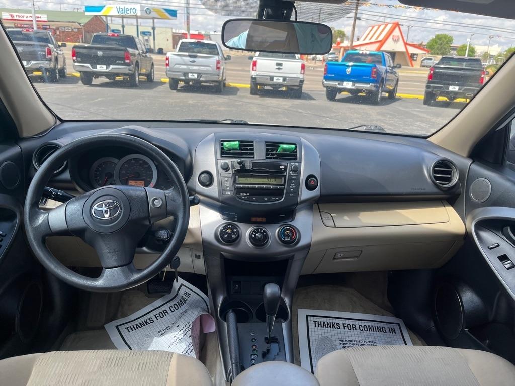 Toyota RAV4 FWD 4dr 4-cyl 4-Spd AT (Natl) 2010