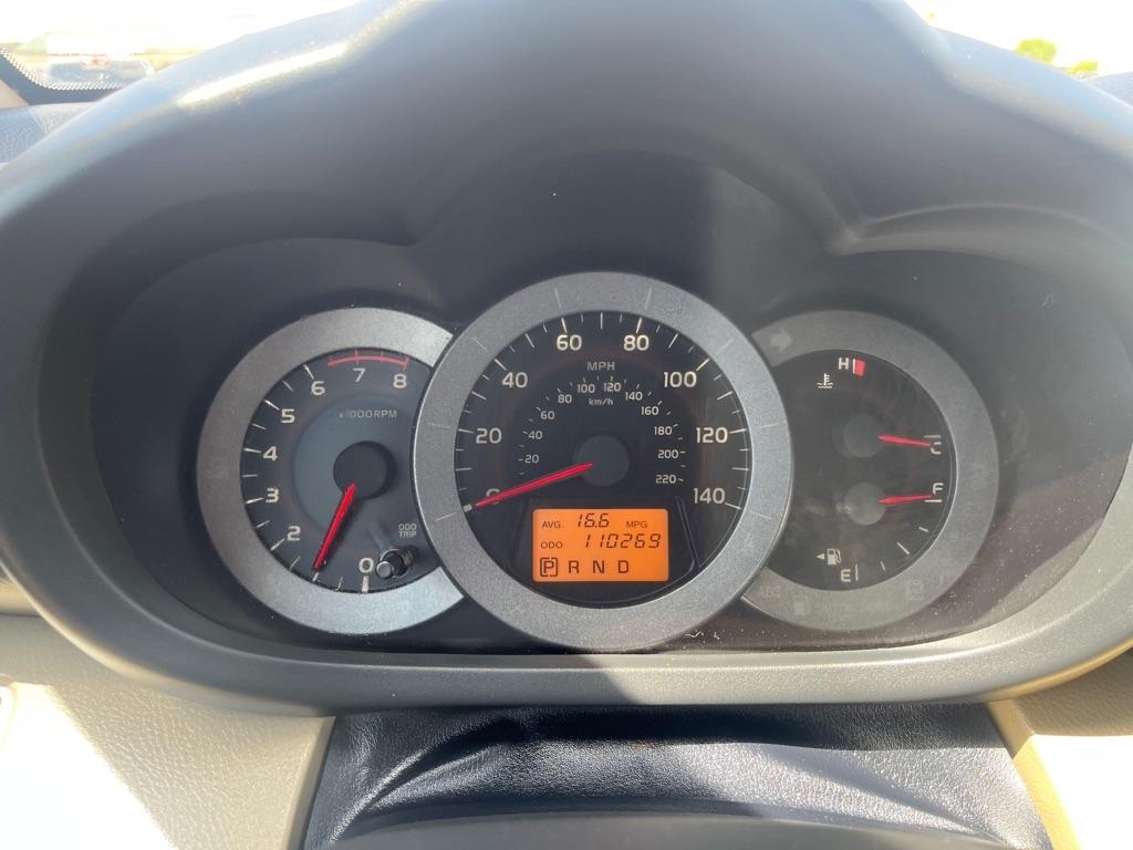 Toyota RAV4 FWD 4dr 4-cyl 4-Spd AT (Natl) 2010