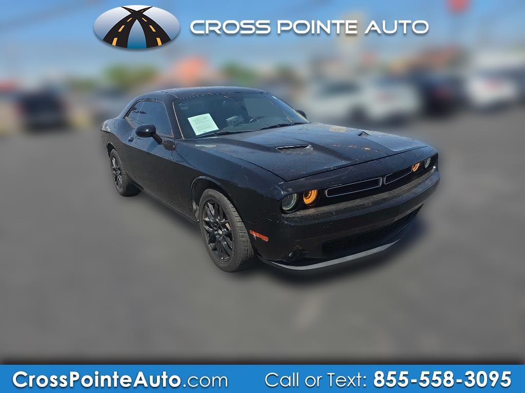 2015 Dodge Challenger 2dr Cpe SXT