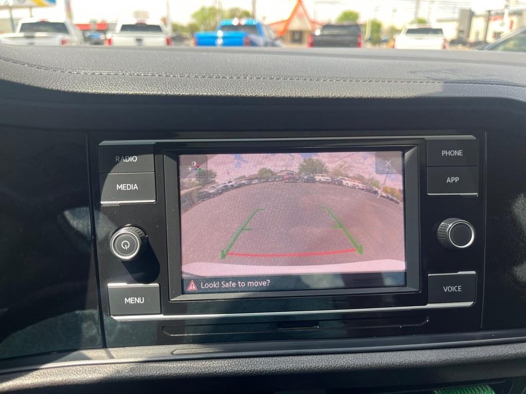 Volkswagen Jetta SE Auto 2024