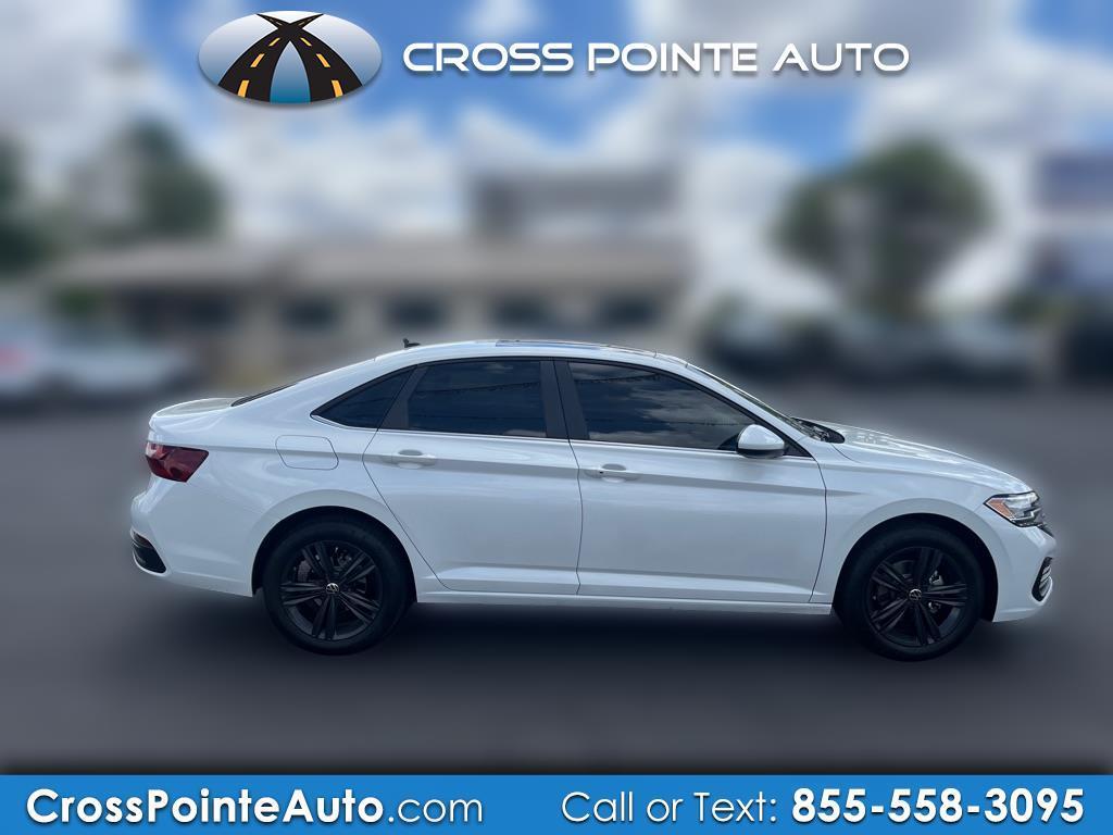 2024 Volkswagen Jetta SE Auto