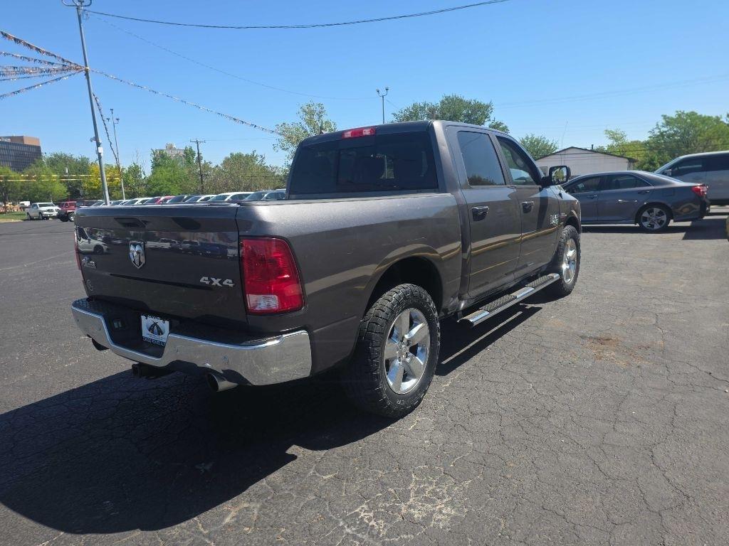 RAM 1500 Classic Big Horn 4x4 Crew Cab 5'7" Box 2019