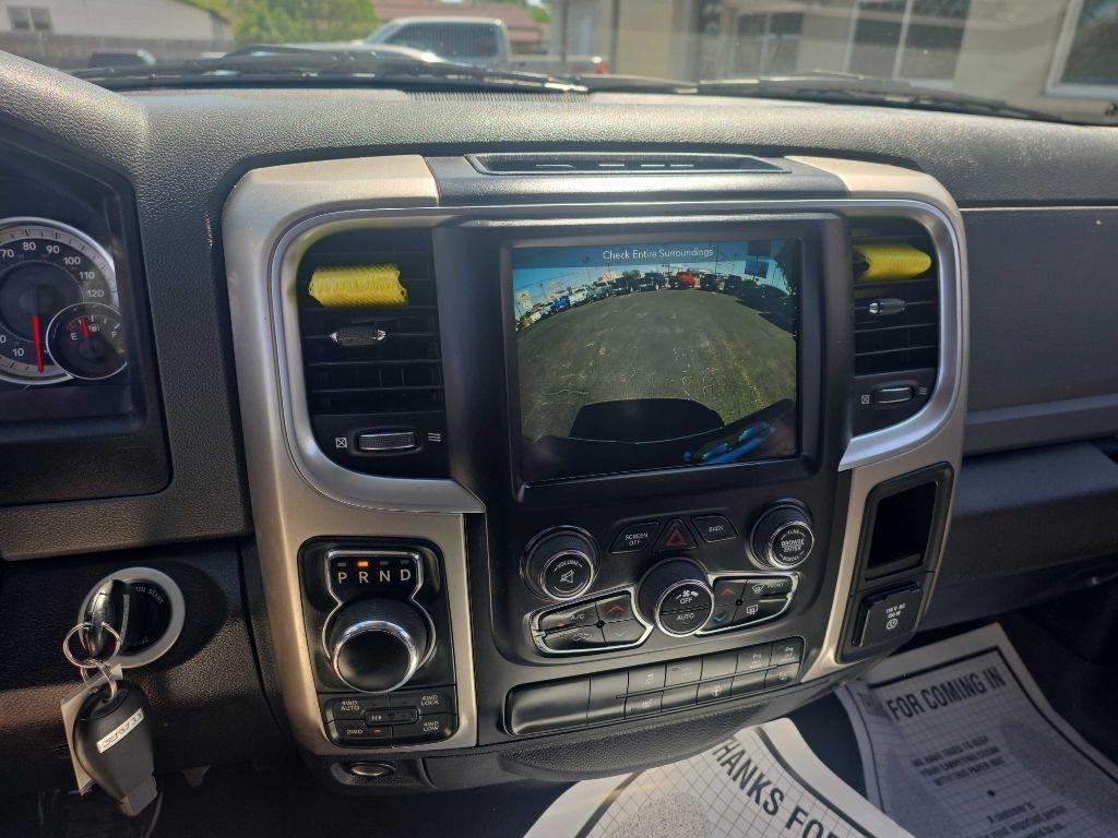 RAM 1500 Classic Big Horn 4x4 Crew Cab 5'7" Box 2019