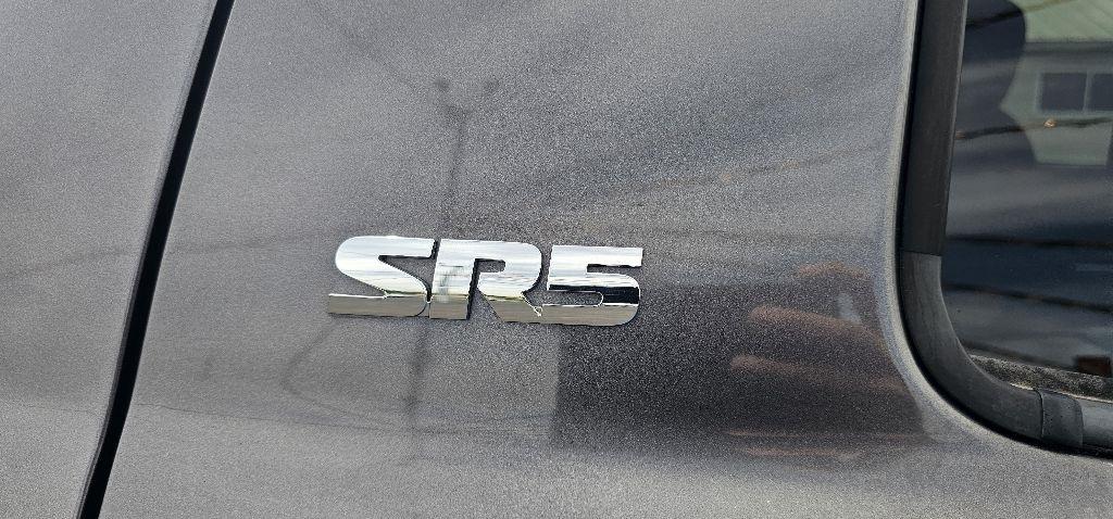 Toyota Tundra 2WD Truck Double Cab 5.7L V8 6-Spd AT SR5 (Natl) 2015