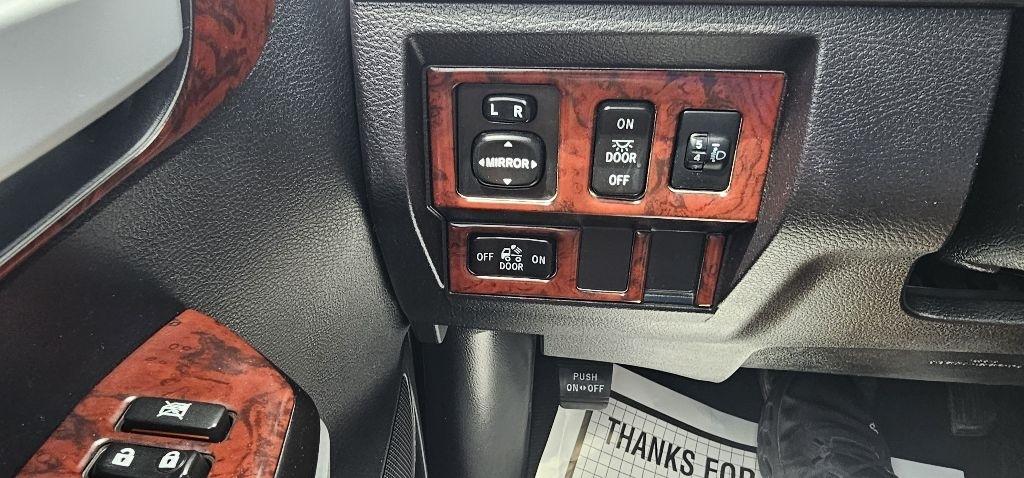 Toyota Tundra 2WD Truck Double Cab 5.7L V8 6-Spd AT SR5 (Natl) 2015