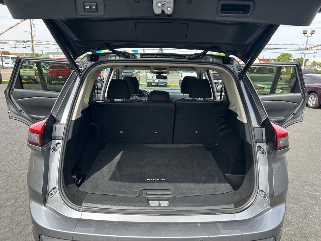 Nissan Rogue AWD SV 2024