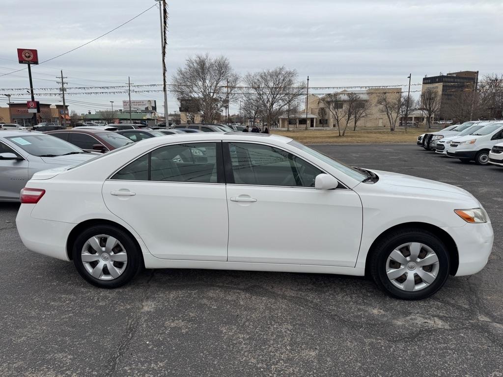 Toyota Camry 4dr Sdn I4 Auto XLE (Natl) 2007