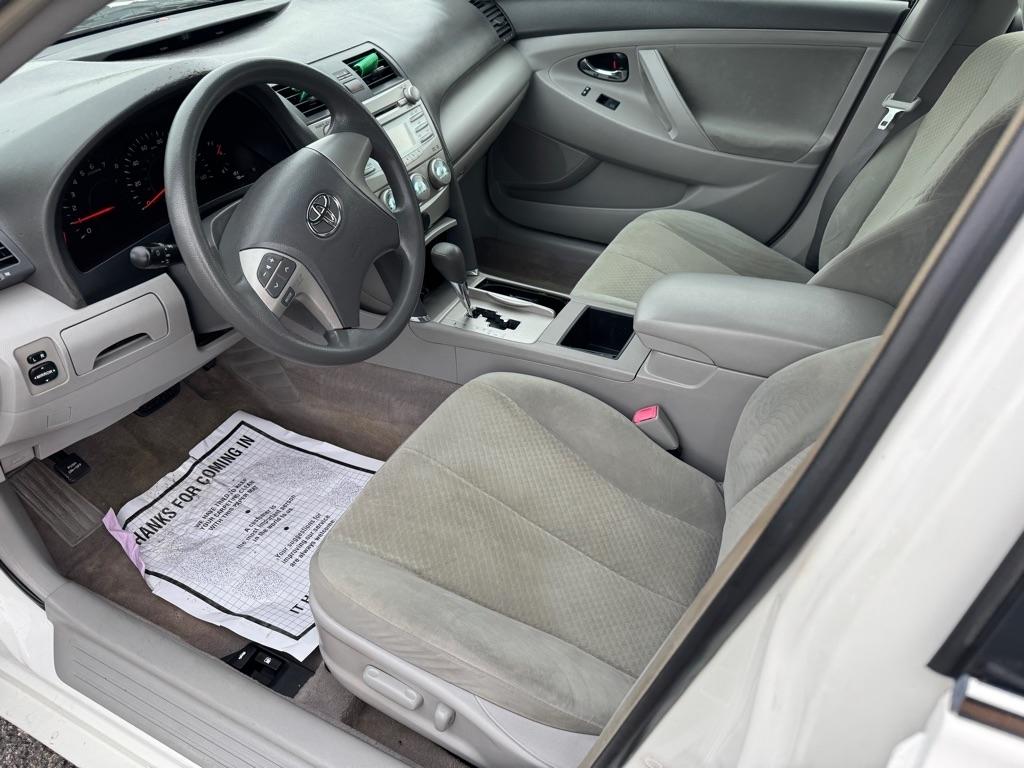 Toyota Camry 4dr Sdn I4 Auto XLE (Natl) 2007