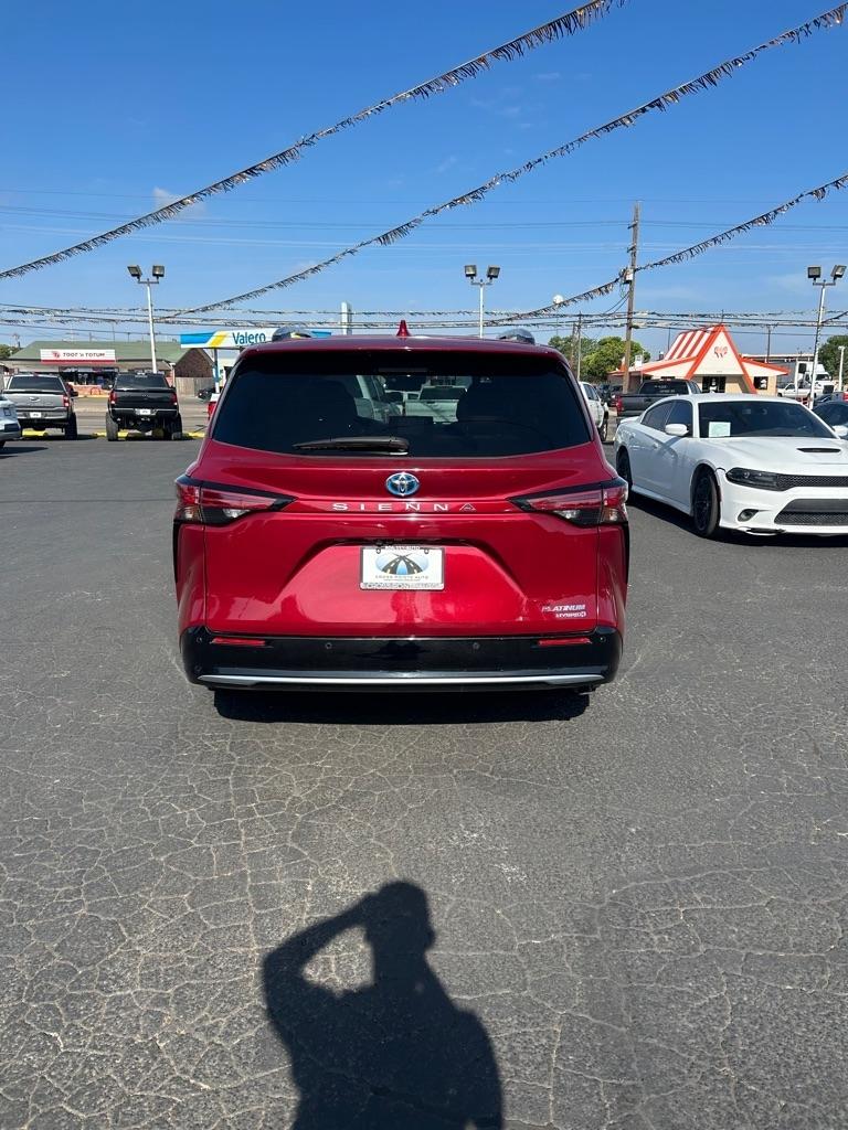 Toyota Sienna Platinum FWD 7-Passenger (Natl) 2023
