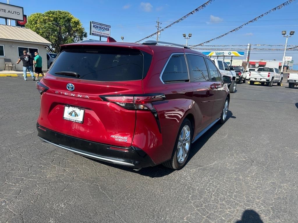 Toyota Sienna Platinum FWD 7-Passenger (Natl) 2023