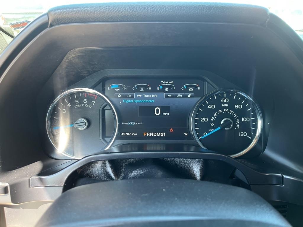 Ford F-150 Platinum 4WD SuperCrew 5.5' Box 2017