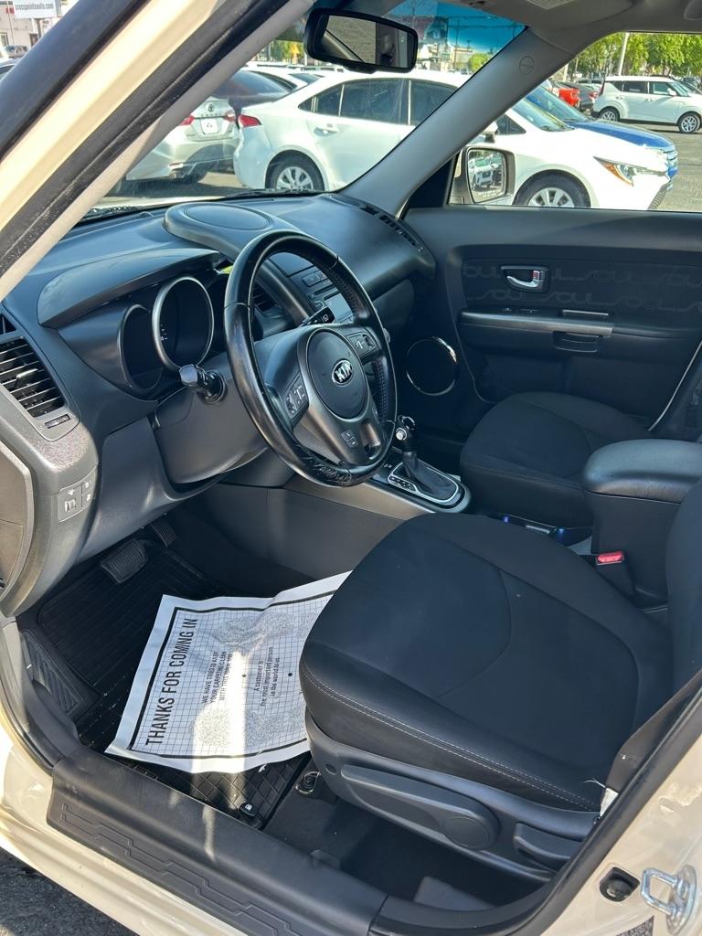 Kia Soul 5dr Wgn Auto + 2013