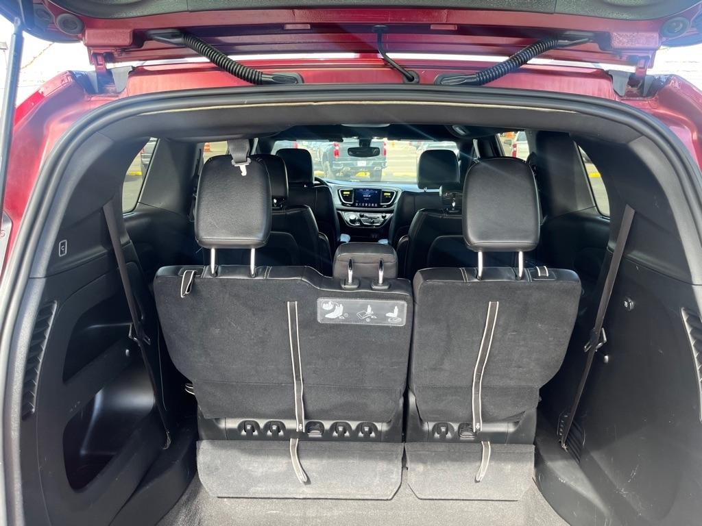 Chrysler Pacifica Touring L FWD 2020