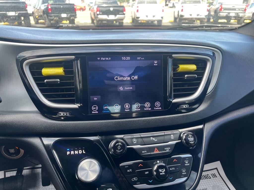 Chrysler Pacifica Touring L FWD 2020