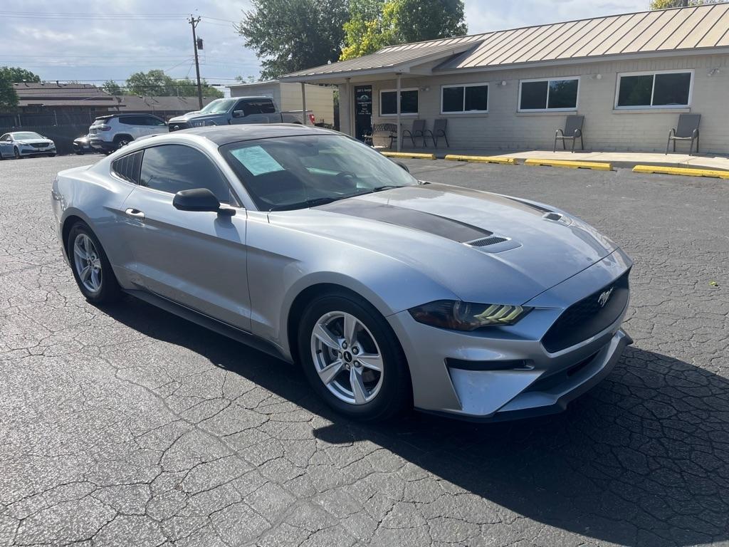Ford Mustang EcoBoost Fastback 2020