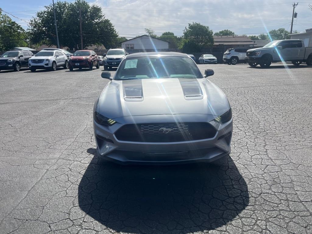 Ford Mustang EcoBoost Fastback 2020