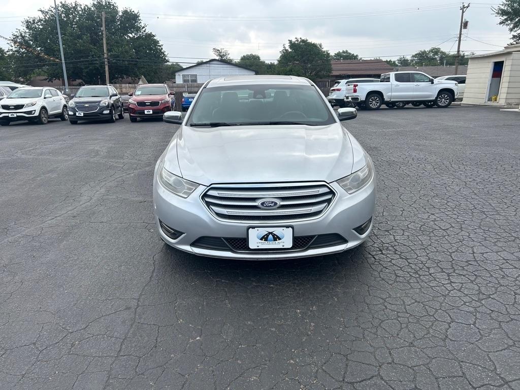 Ford Taurus 4dr Sdn Limited AWD 2015