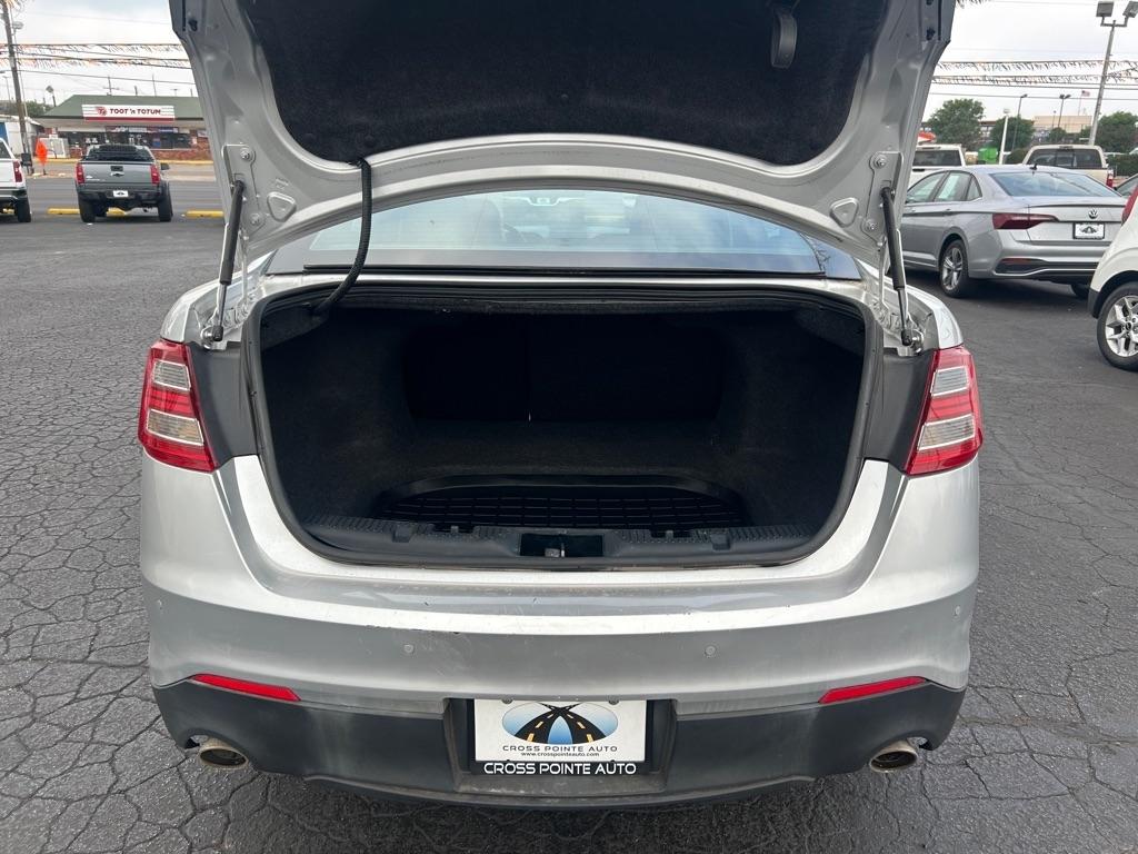 Ford Taurus 4dr Sdn Limited AWD 2015
