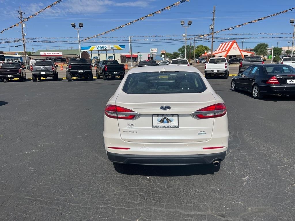 Ford Fusion SE FWD 2019