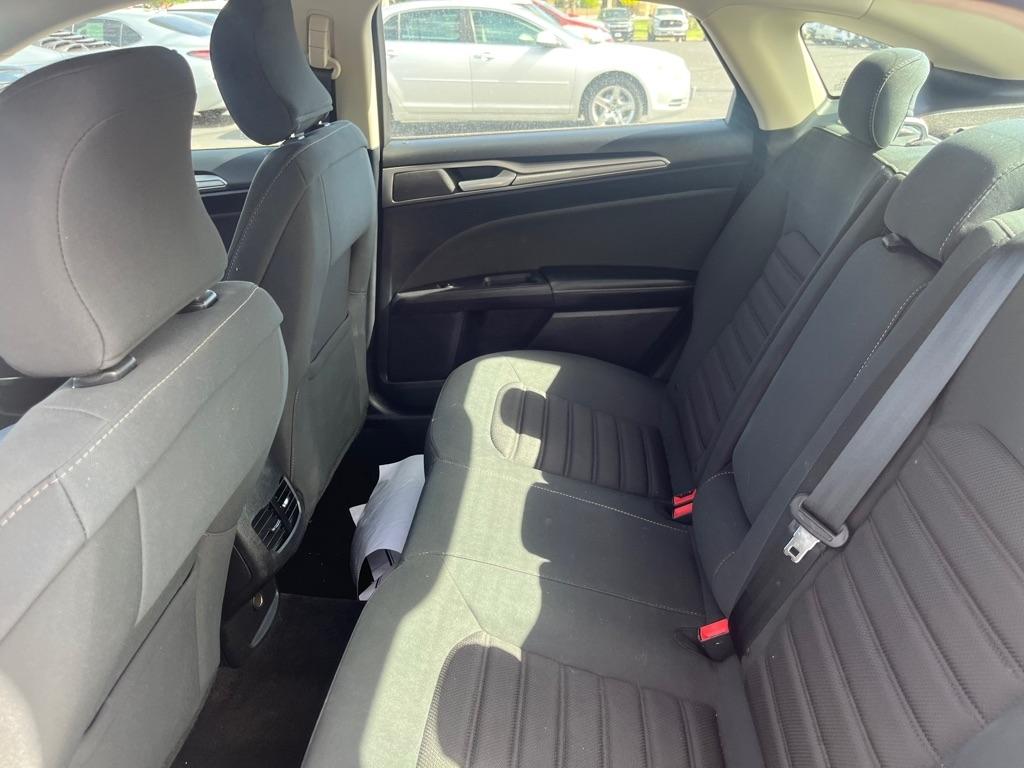 Ford Fusion SE FWD 2019