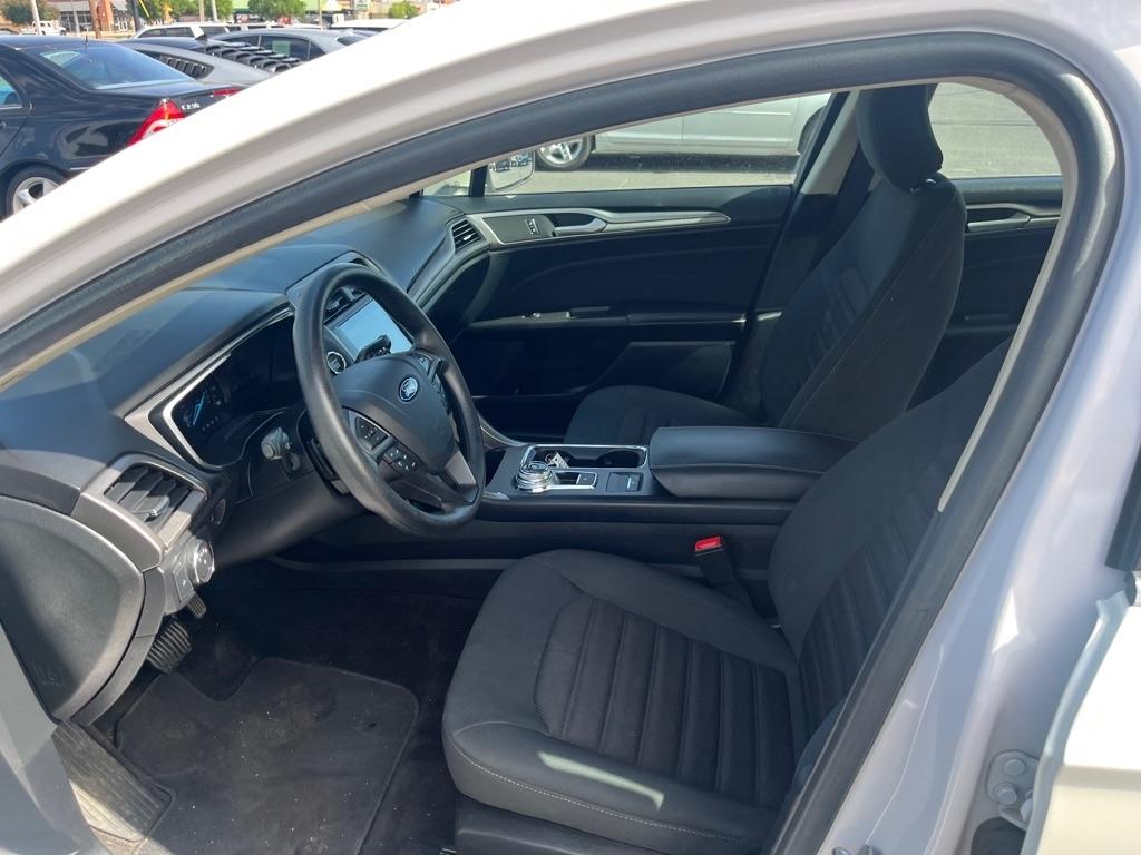 Ford Fusion SE FWD 2019
