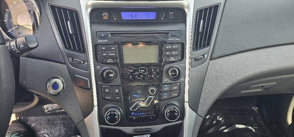 Hyundai Sonata 4dr Sdn 2.0T Auto SE 2012