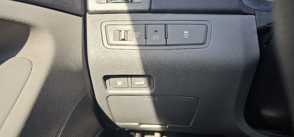 Hyundai Sonata 4dr Sdn 2.0T Auto SE 2012