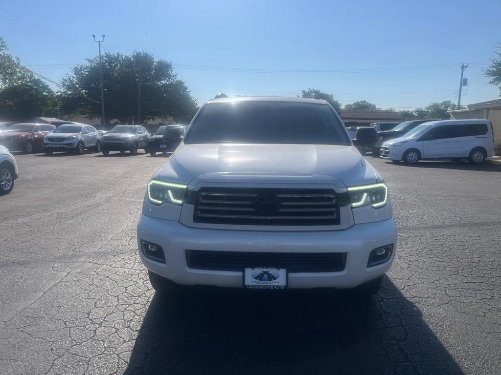 Toyota Sequoia Nightshade 4WD (Natl) 2021