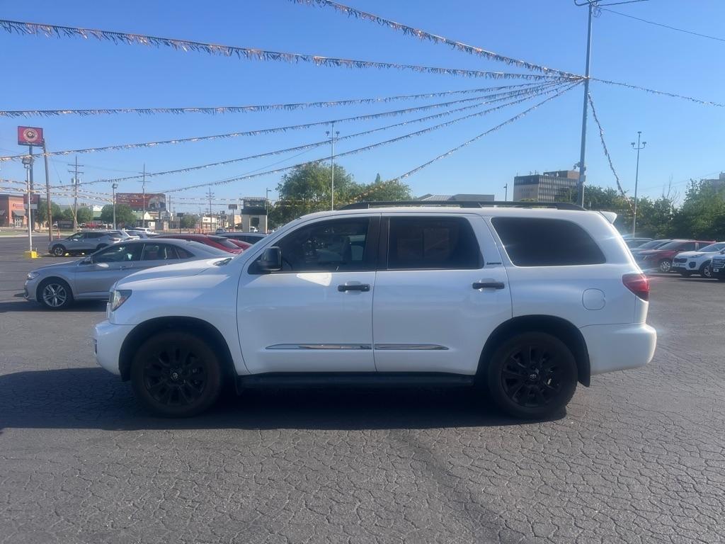 Toyota Sequoia Nightshade 4WD (Natl) 2021