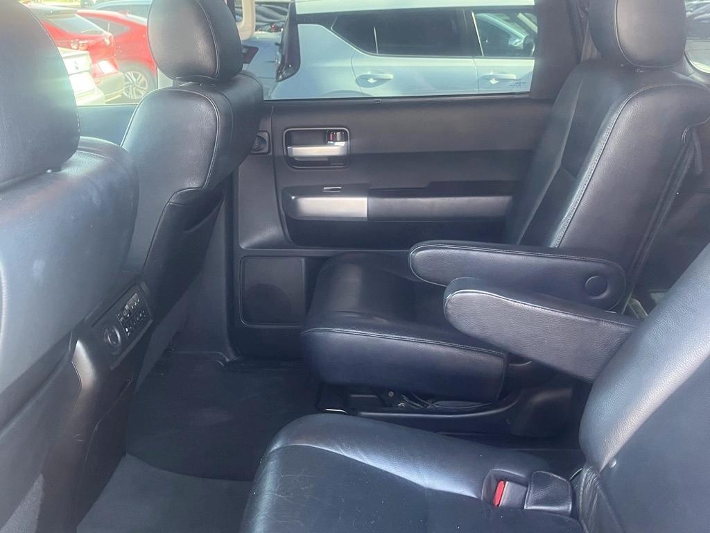 Toyota Sequoia Nightshade 4WD (Natl) 2021