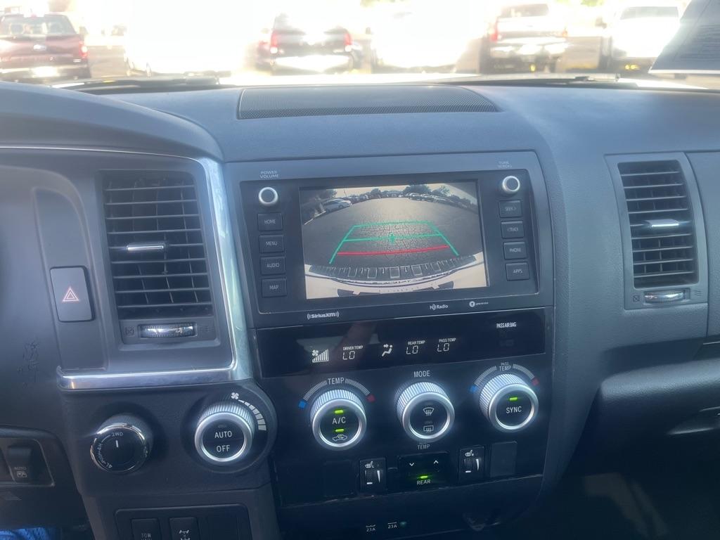 Toyota Sequoia Nightshade 4WD (Natl) 2021
