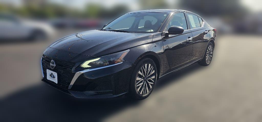2024 Nissan Altima 2.5 SV Sedan