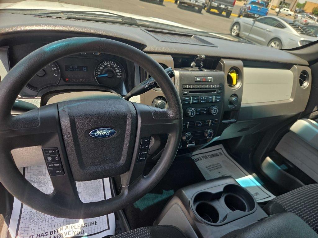 Ford F-150 2WD SuperCrew 145" Platinum 2014