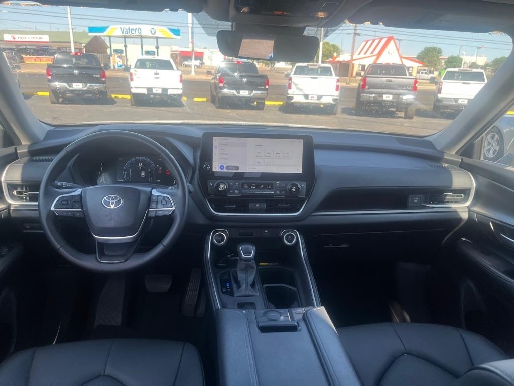 Toyota Grand Highlander Platinum AWD (Natl) 2025