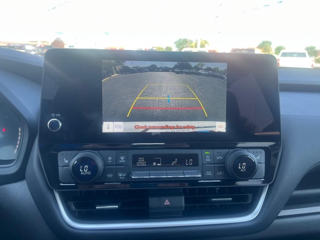 Toyota Grand Highlander Platinum AWD (Natl) 2025