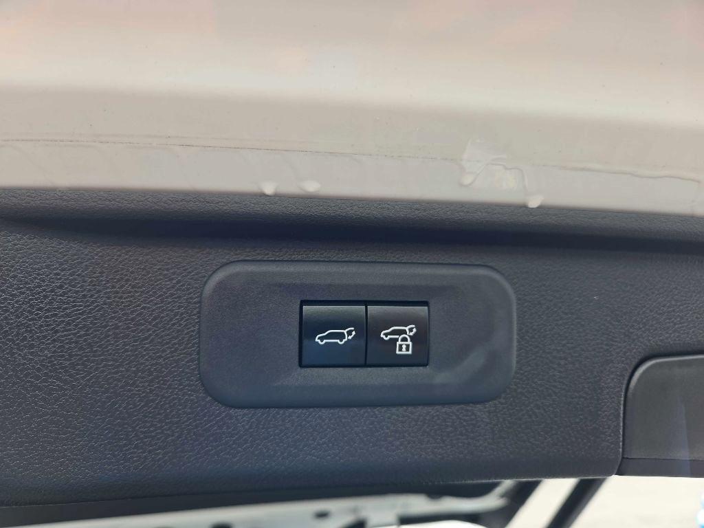 Toyota Grand Highlander Platinum AWD (Natl) 2025