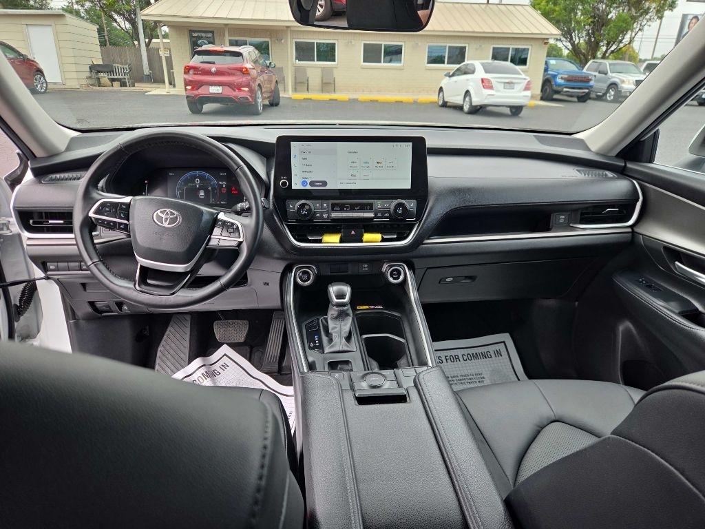 Toyota Grand Highlander Platinum AWD (Natl) 2025