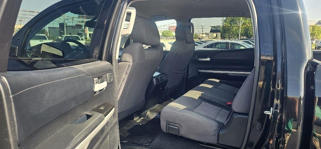 Toyota Tundra 4WD TRD Pro CrewMax 5.5' Bed 5.7L FFV (Natl) 2017
